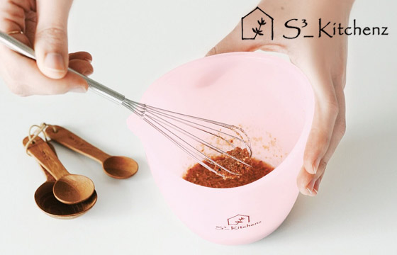 いっしょ買い：計量もレンジ使用もできるシリコーンマルチボウル