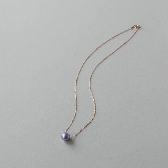 
ブルーベリーパールの一粒ネックレス〈K18ゴールド〉
