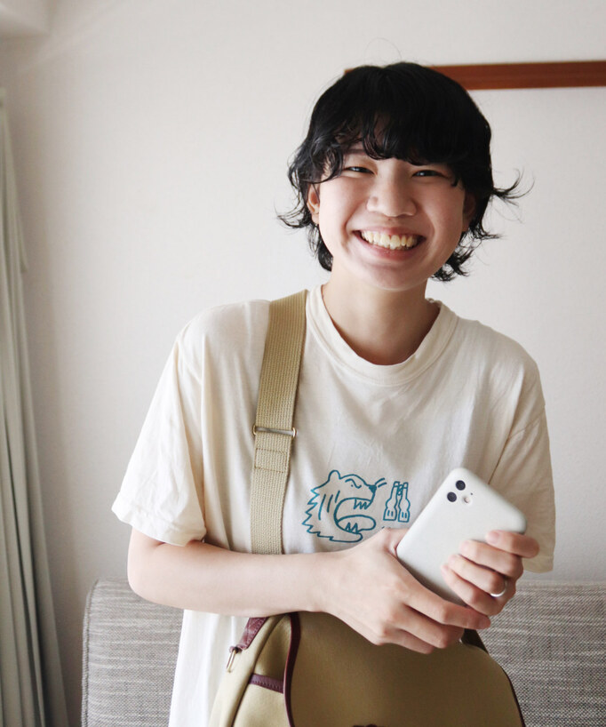 
使用中笑顔のおおうちさん
