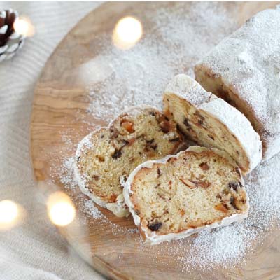 クリスマスのシュトレン