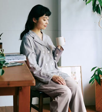 パジャマにもとっておきのおしゃれをこだわり上品仕立て綿１００％ダブルガーゼルームウェアの会