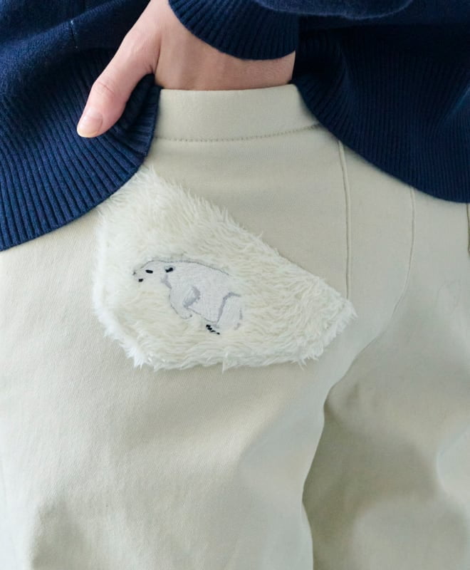 冬の動物園でも寒さ知らず！裏ボアワイドパンツ