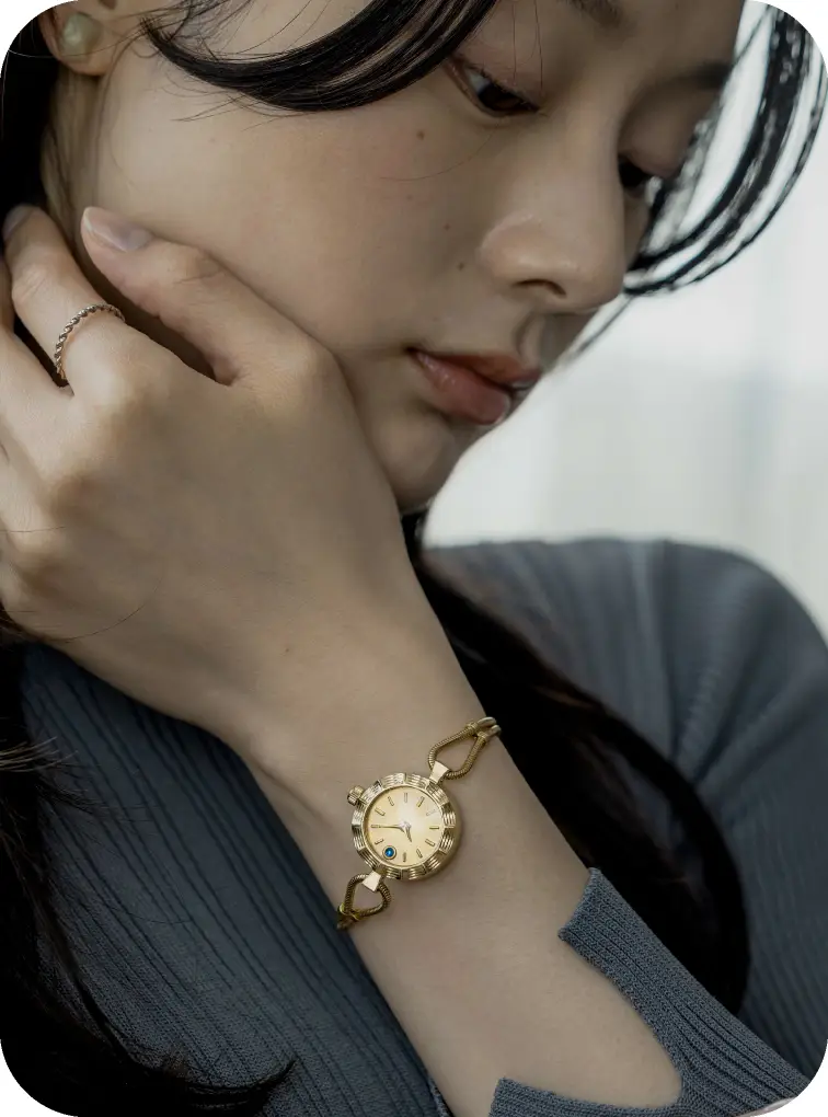ドレスウォッチ〈カプリブルー・18金メッキ〉
