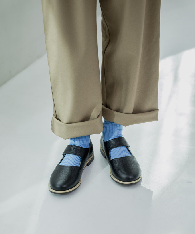 
面ファスナーは、初体験の「楽ちん」！
