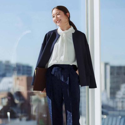 女性のビジネスカジュアルとは?オフィスカジュアルとの違いや春夏秋冬コーデ術をご紹介