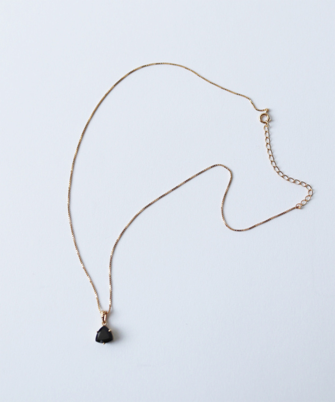 
滋賀のアクセサリー職人が手掛けた 天然石のネックレス
