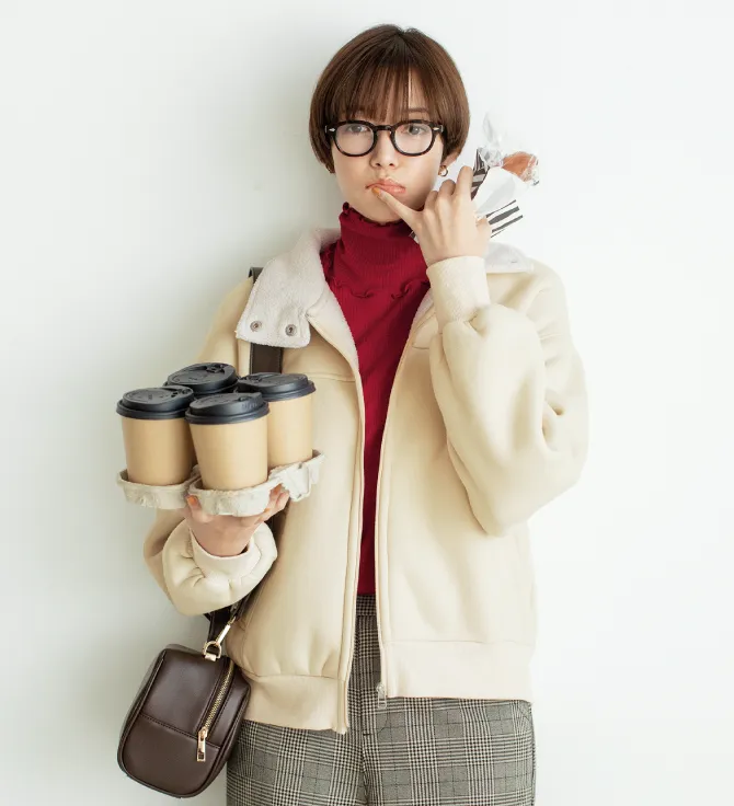 スマートに着られてぬくぬくあったか！やわらかカットソーの裏ボアブルゾン〈アイボリー〉