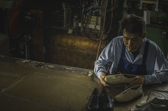 
30年の経験が活きる 靴作りへの思い。
