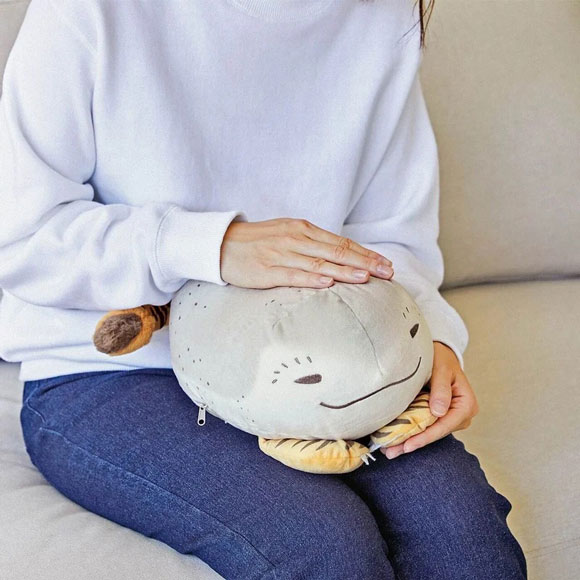 絵師のユーモアが生んだ珍獣 虎子石（とらこいし）おすわりクッション