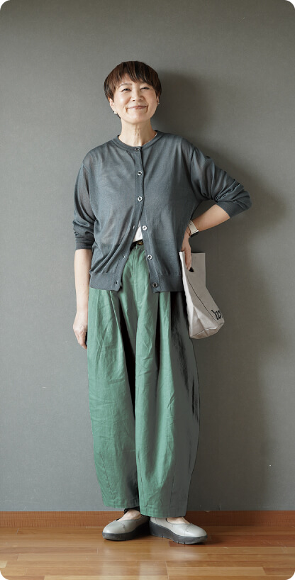 GRASS GREEN CURVY PANTS