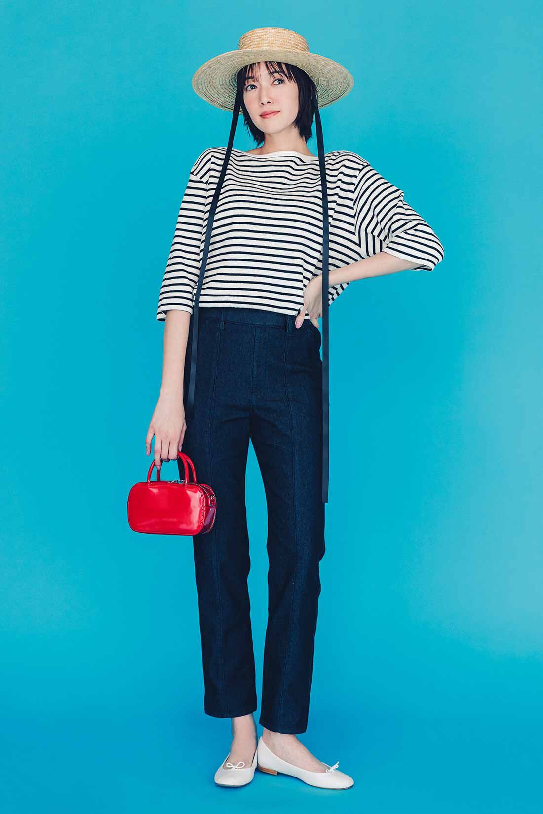 接触冷感＆吸汗速乾で暑い日も涼やか すっきりスリムストレートのらくちんデニムパンツ〈インディゴブルー〉