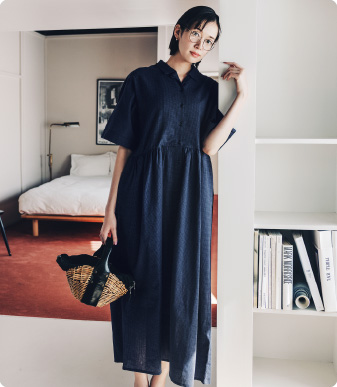人気スタイリスト石上 美津江さんとつくった麻混上品ワンピース〈ブルーチェック〉
