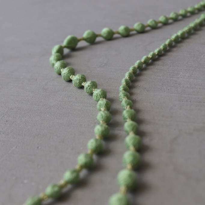 
誕生石カラー刺繍のネックレス
