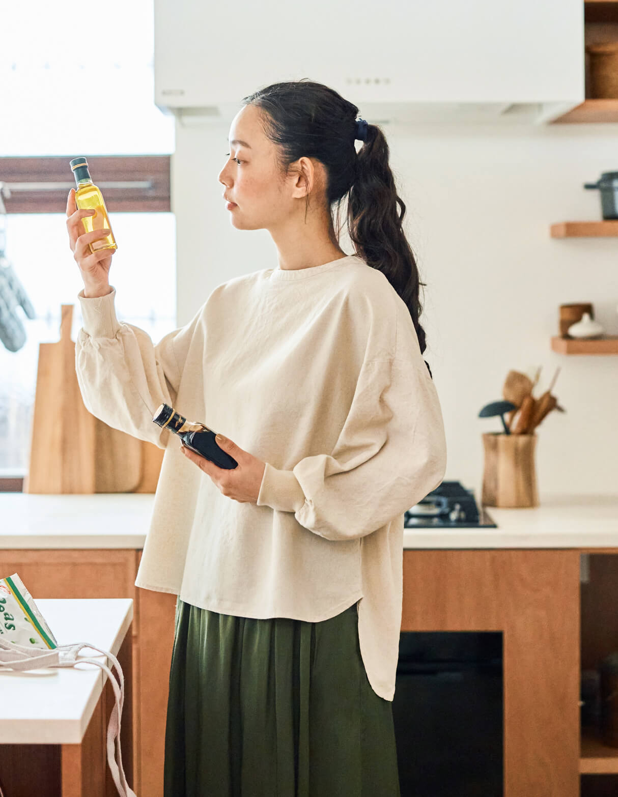 布はくの長袖Tトップスの会