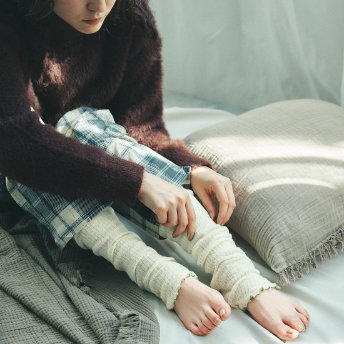 ２重構造でふんわりのびやかにフィットする 肌当たりに考慮した　手首･足首ウォーマーの会