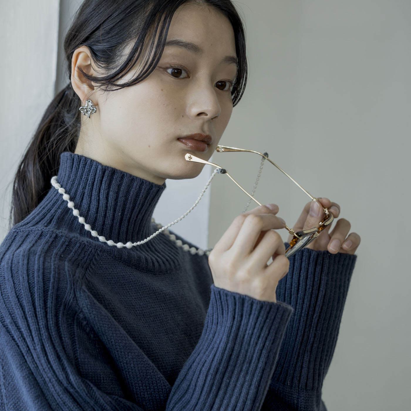
グラス用ネックレス〈アイボリーホワイト〉
