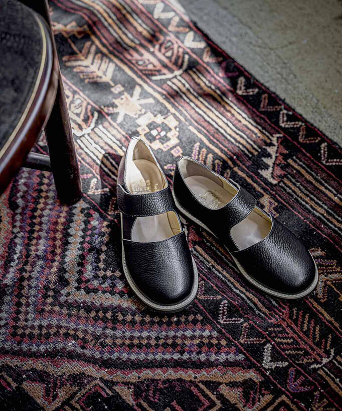 
面ファスナーは、初体験の「楽ちん」！
