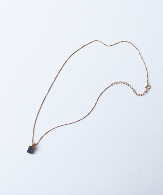 
滋賀のアクセサリー職人が手掛けた 天然石のネックレス
