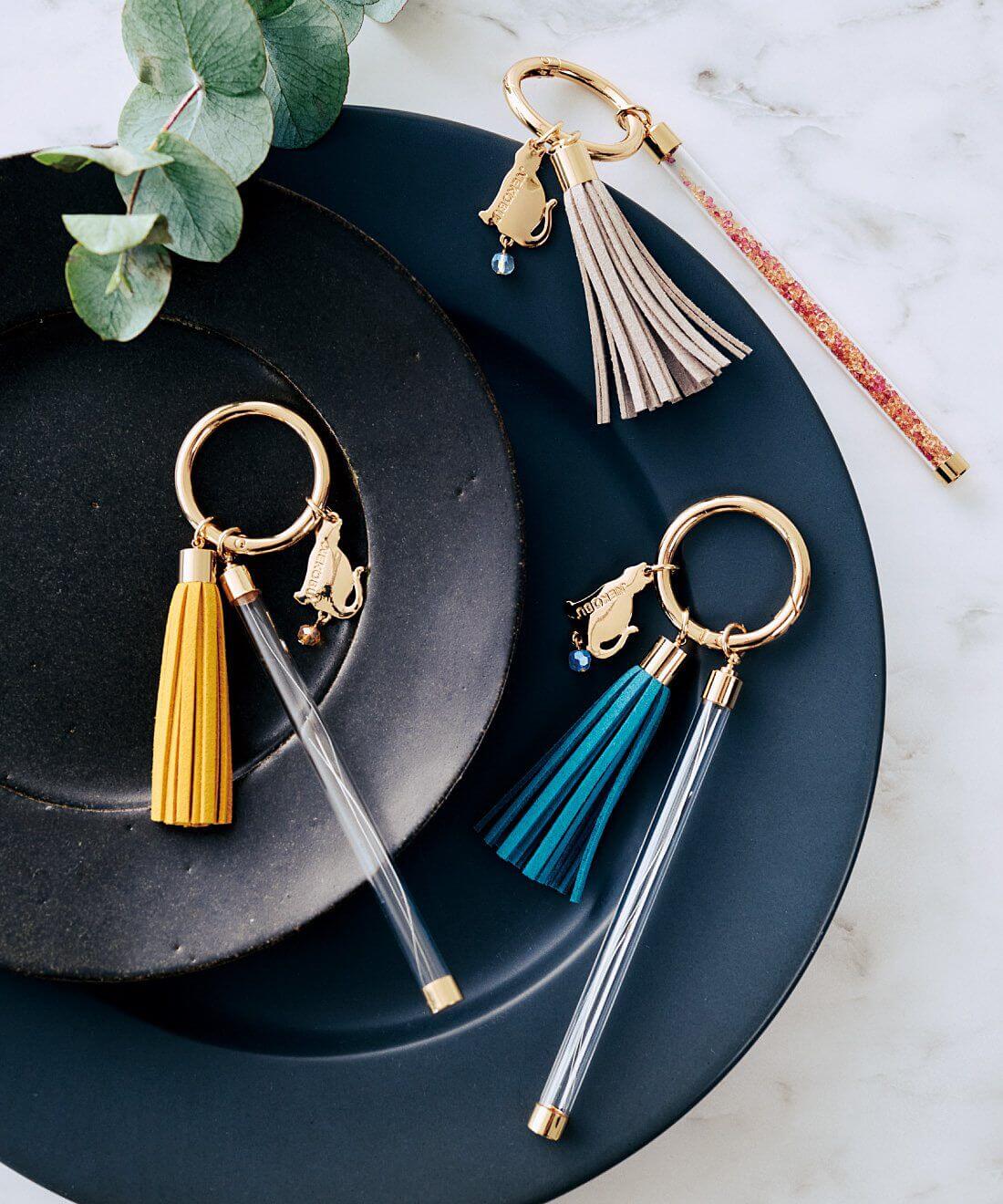 幸運を呼び込むチャーム付き猫ひげケースの会1