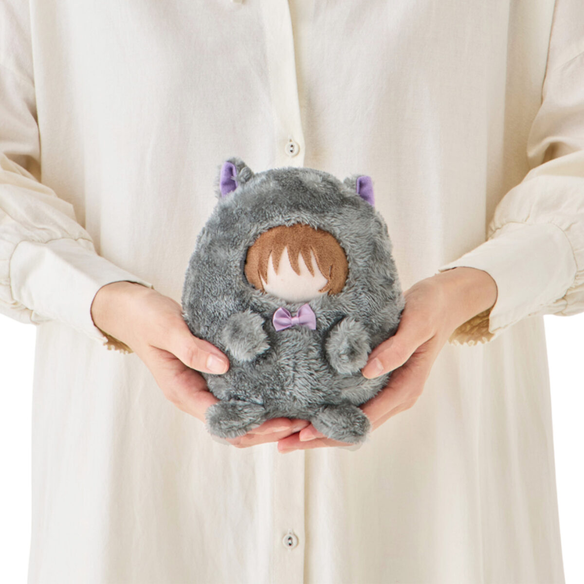 両手に乗るちょこんとしたサイズ感