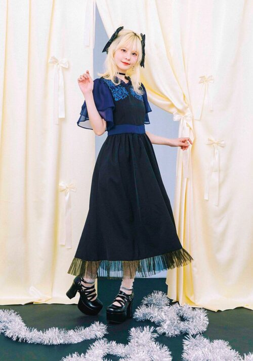 魔法部×マルベリコ 宝石箱を秘めた ときめき刺しゅうのワンピース