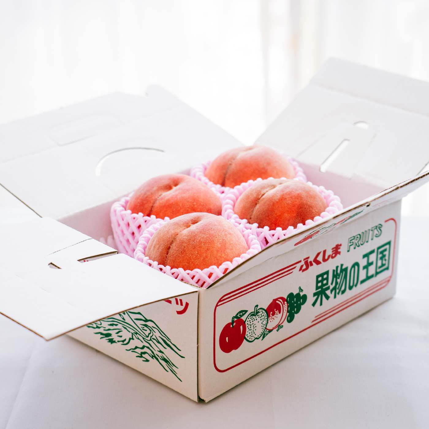 希少品種の桃食べ比べリレー
