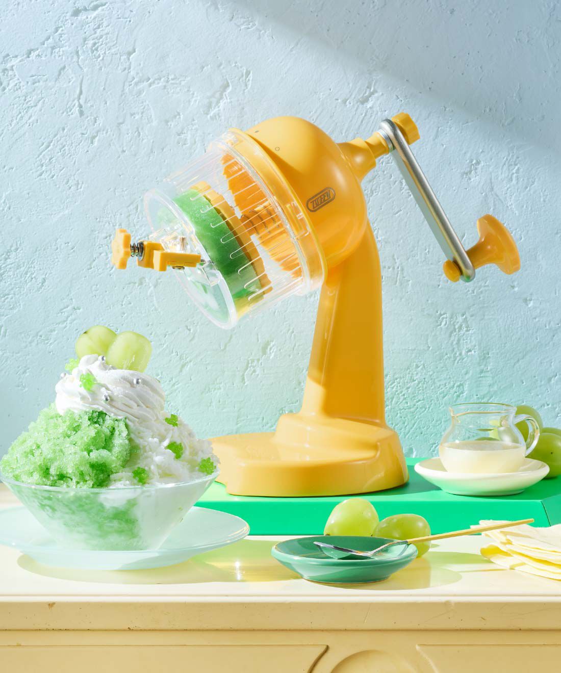 コンパクトふわふわかき氷器
